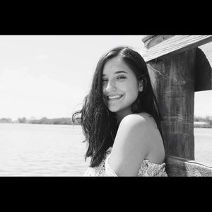 Meet your Posher, Isabella